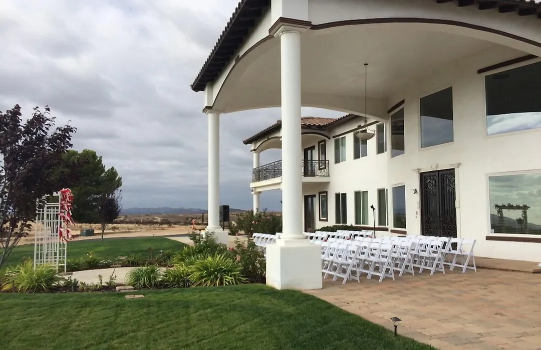 Que Syrah Resort-1